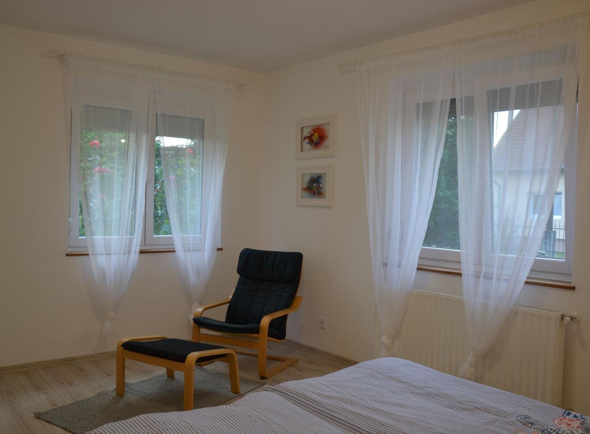 Akvamarin Apartman 凯斯特海伊 外观 照片