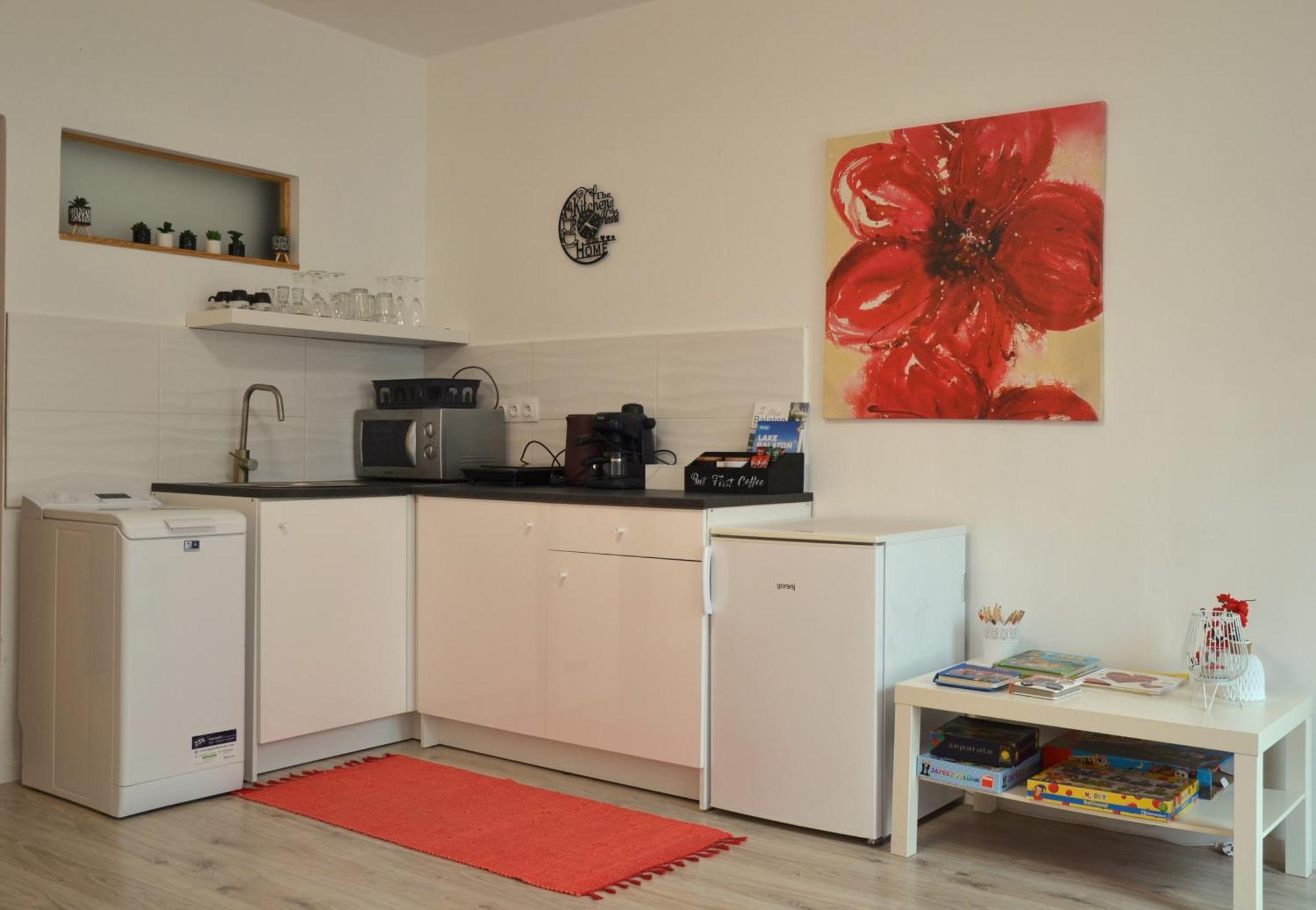 Akvamarin Apartman 凯斯特海伊 外观 照片